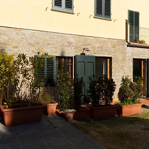 rosso-del-chianti.it-tuscanyhotel.com/